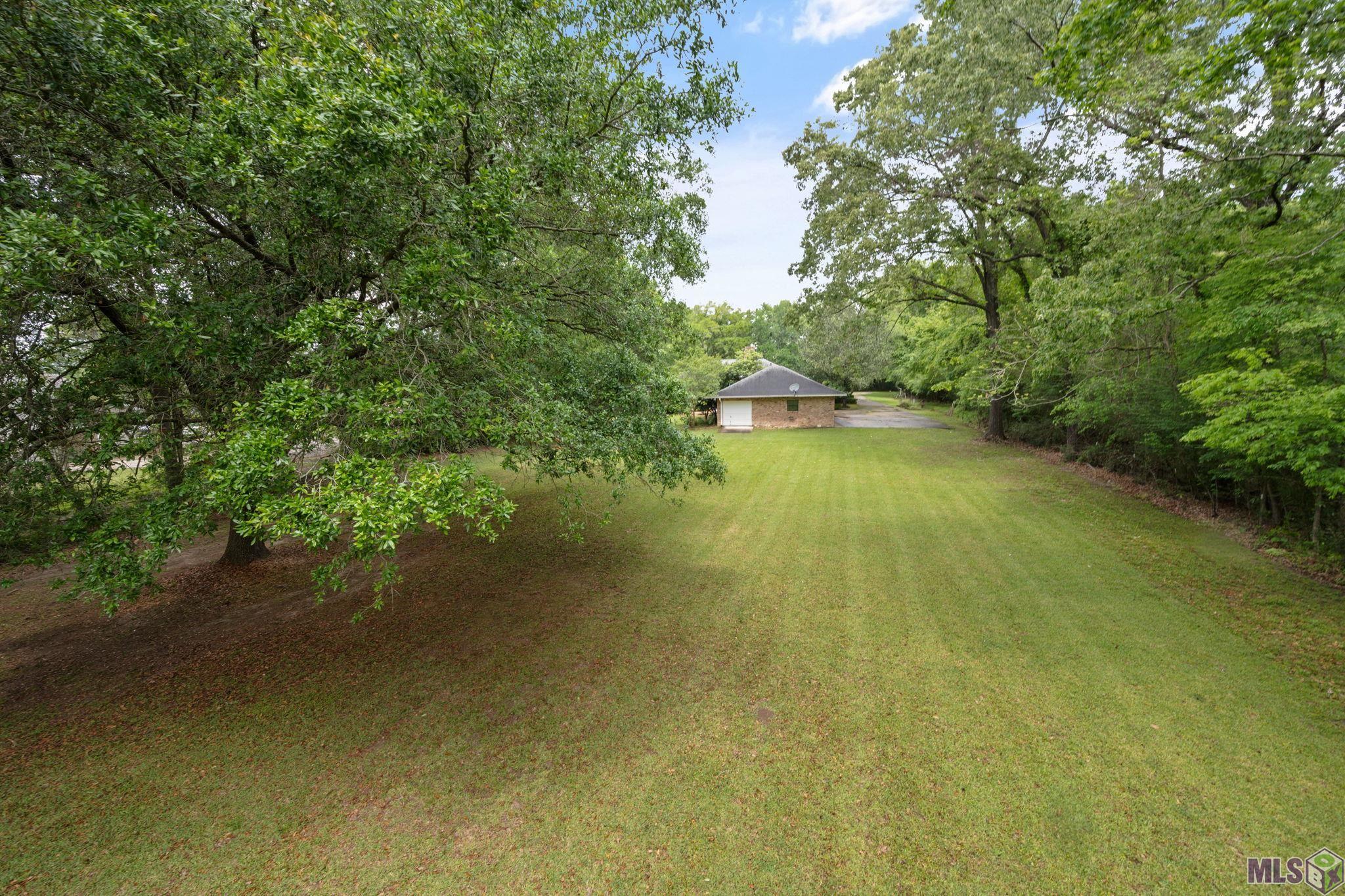 14220 Pinehurst Avenue Baton Rouge, LA 70817 - Photo 22 of 24