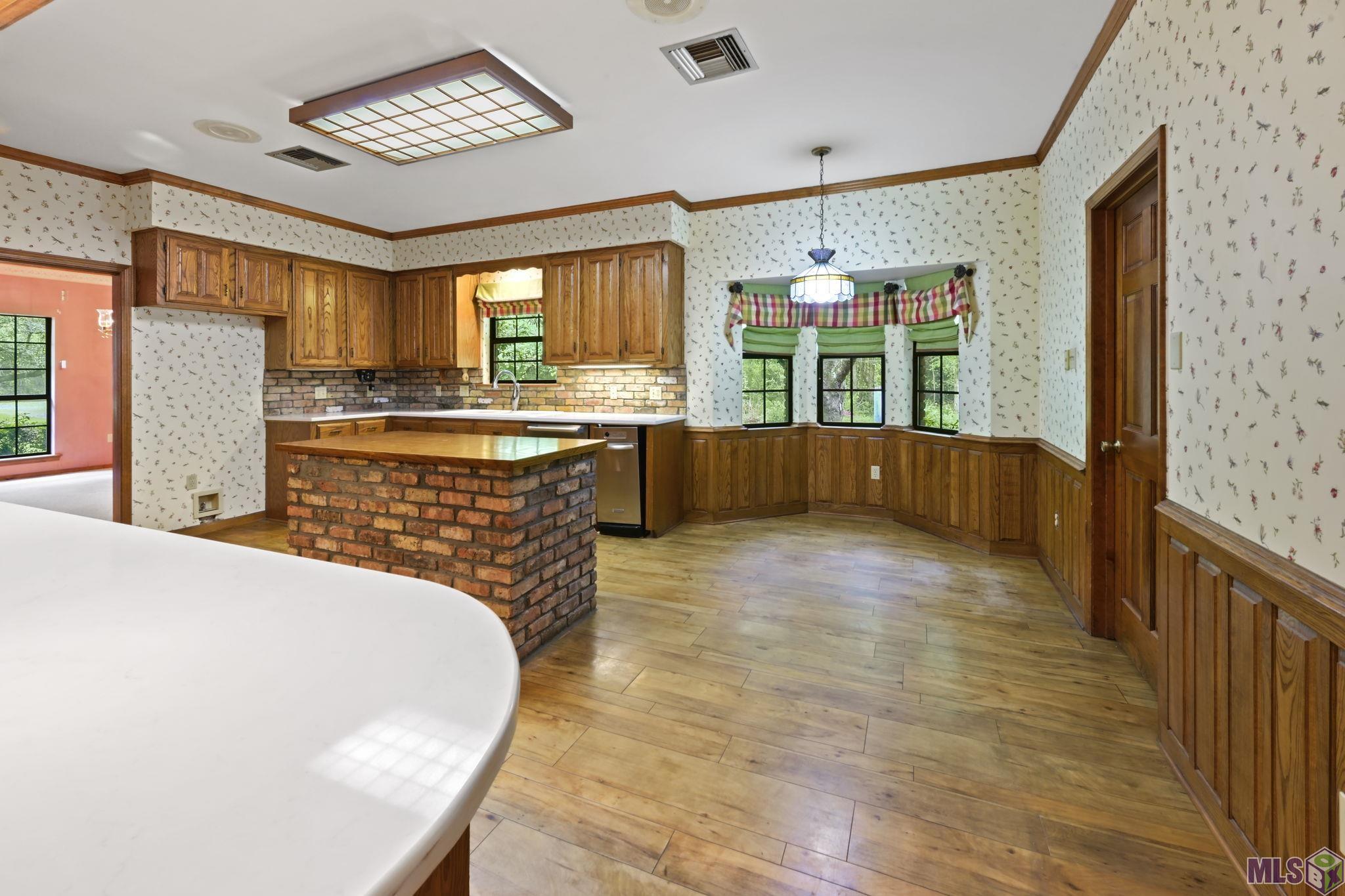 14220 Pinehurst Avenue Baton Rouge, LA 70817 - Photo 7 of 24