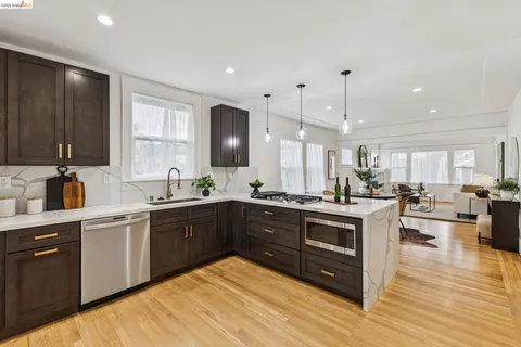 $849,000 | 3435 Dimond Avenue, Oakland, CA 94602