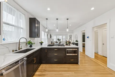 $849,000 | 3435 Dimond Avenue, Oakland, CA 94602