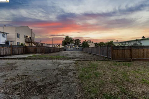 $849,000 | 3435 Dimond Avenue, Oakland, CA 94602