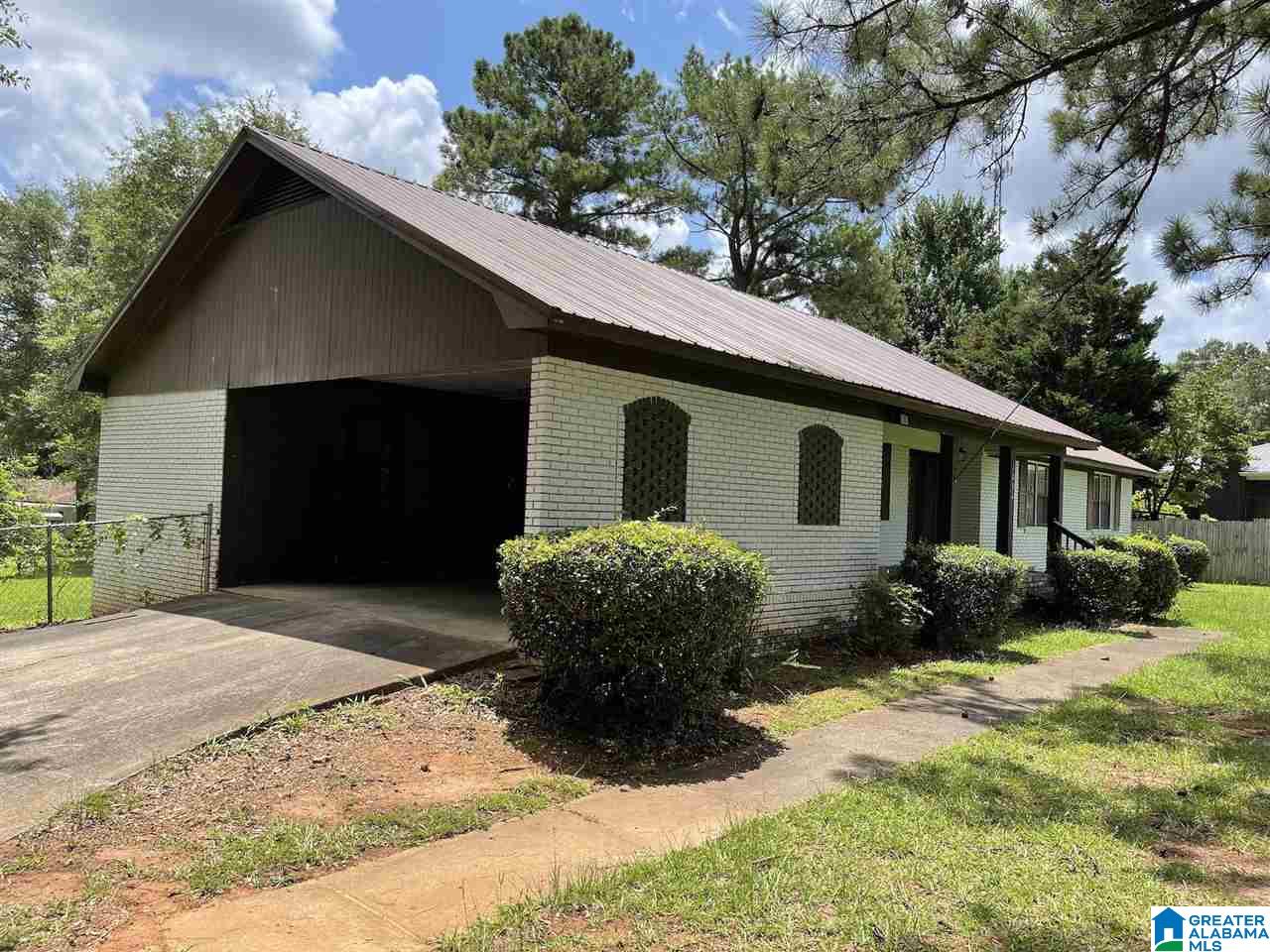 1004 Alexandria Road Southwest Jacksonville, AL 36265 - Photo 2 of 20