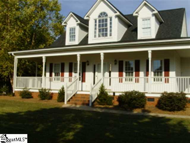 104 Dustin Street Easley, SC 29642 - Photo 1 of 21