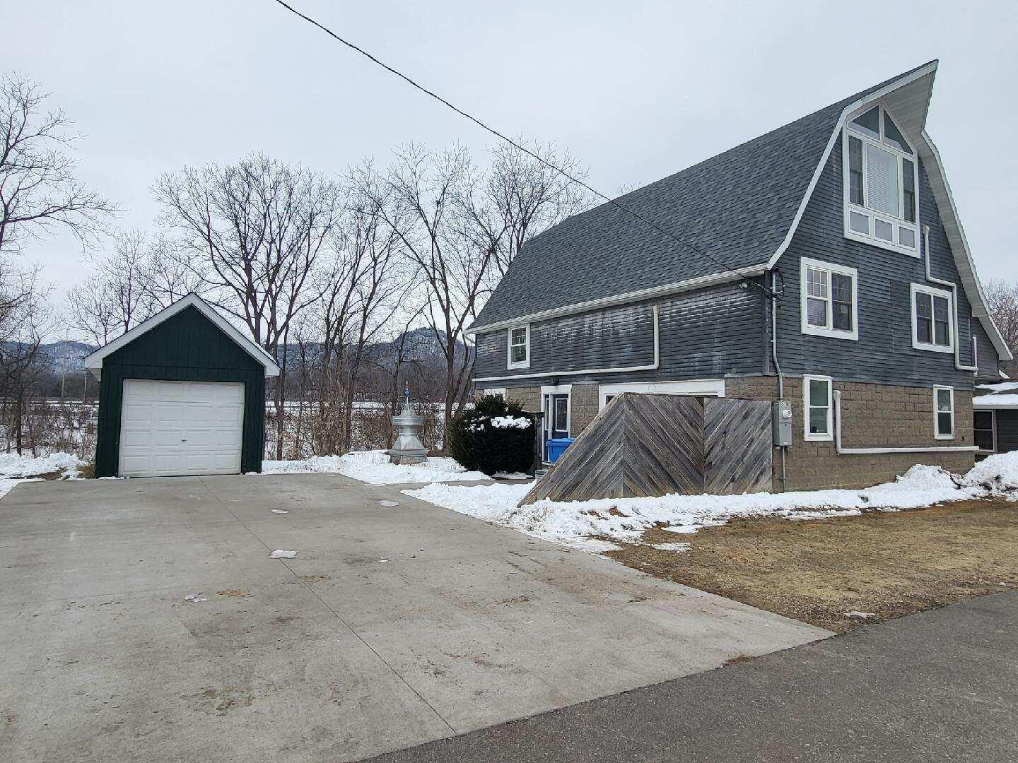 570 Main Street Dakota, MN 55925 - Photo 1 of 27 image000000 - 2026-02-26T095737.212