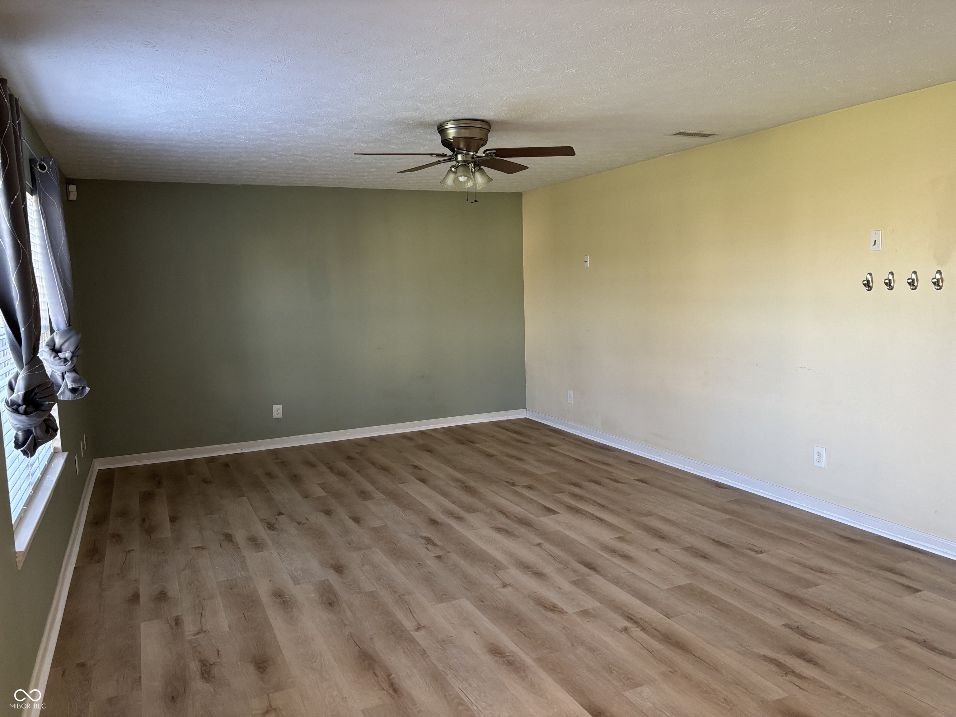 1284 Summer Ridge Lane Brownsburg, IN 46112 - Photo 4 of 19