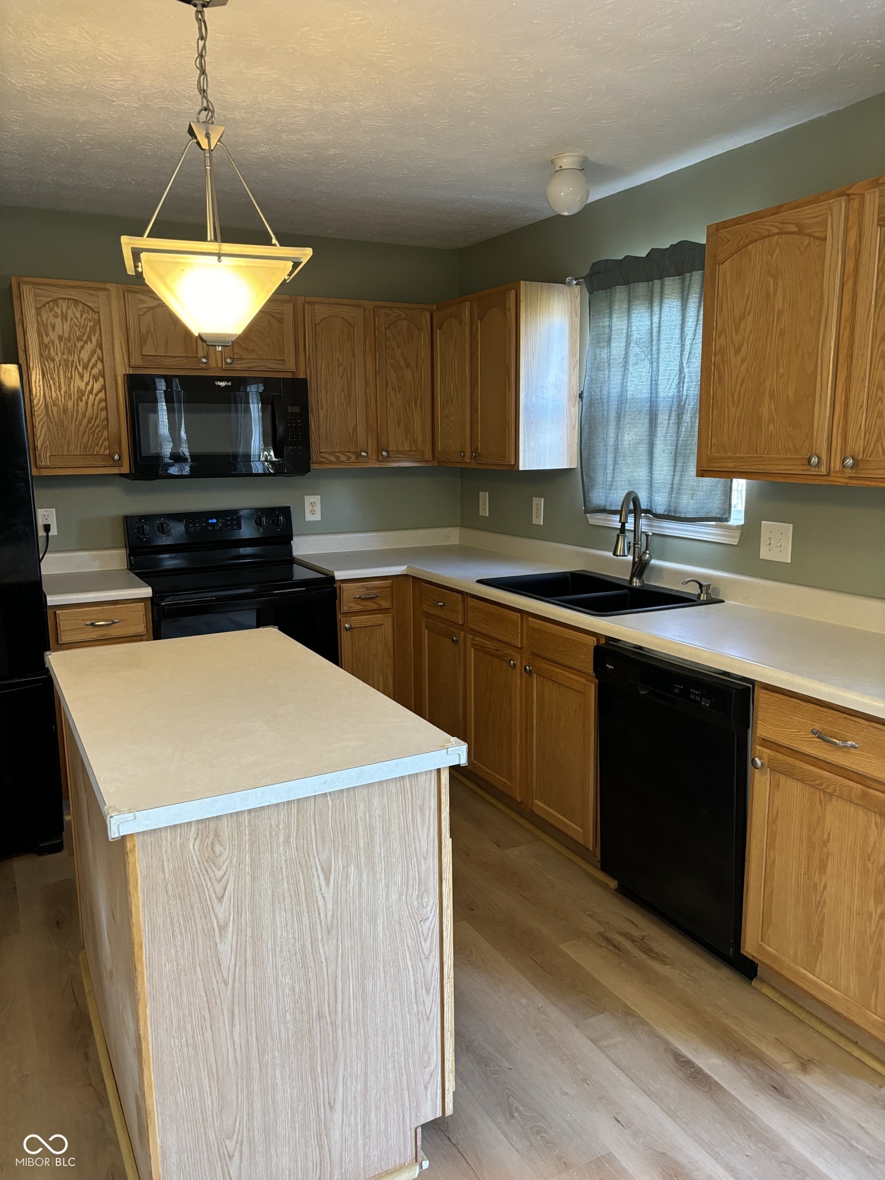 1284 Summer Ridge Lane Brownsburg, IN 46112 - Photo 7 of 19