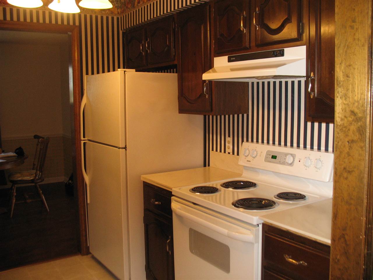 6622 Newburgh Road Evansville, IN 47715 - Photo 11 of 18 Gallery Image 11