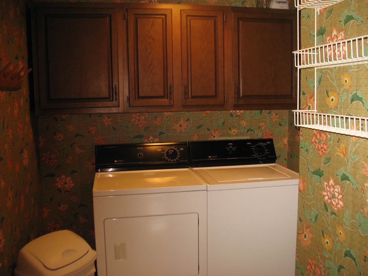 6622 Newburgh Road Evansville, IN 47715 - Photo 13 of 18 Gallery Image 13