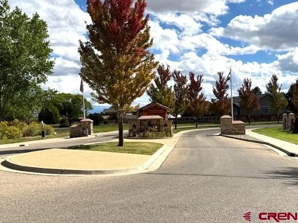 a view of a basketball court