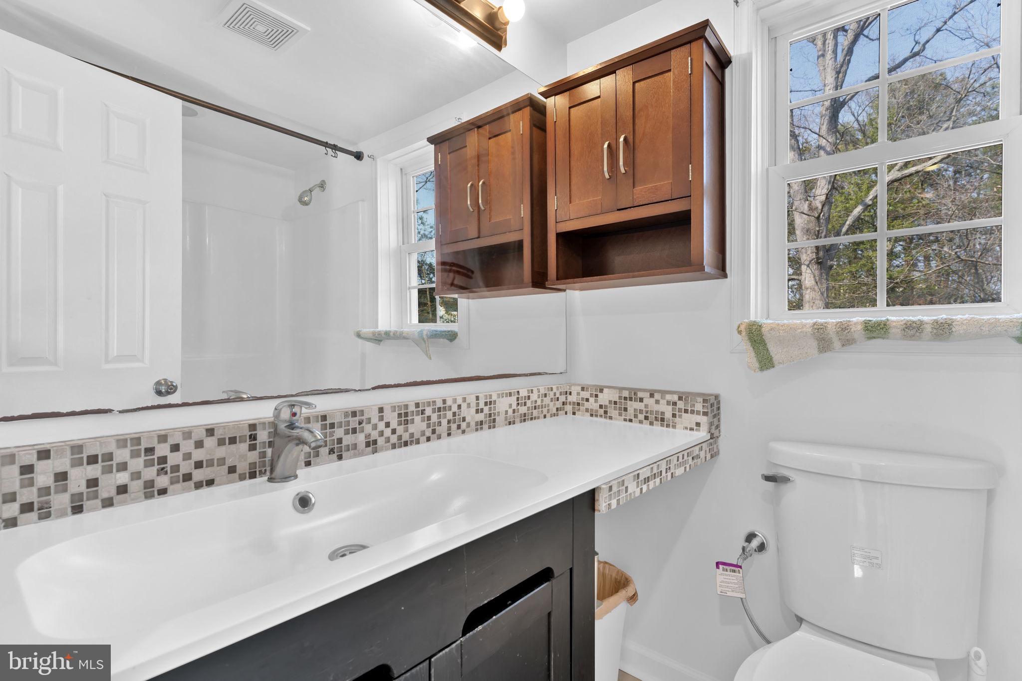 21996 Fox Ridge Road Lexington Park, MD 20653 - Photo 31 of 34 Fullbath with tub -apartment