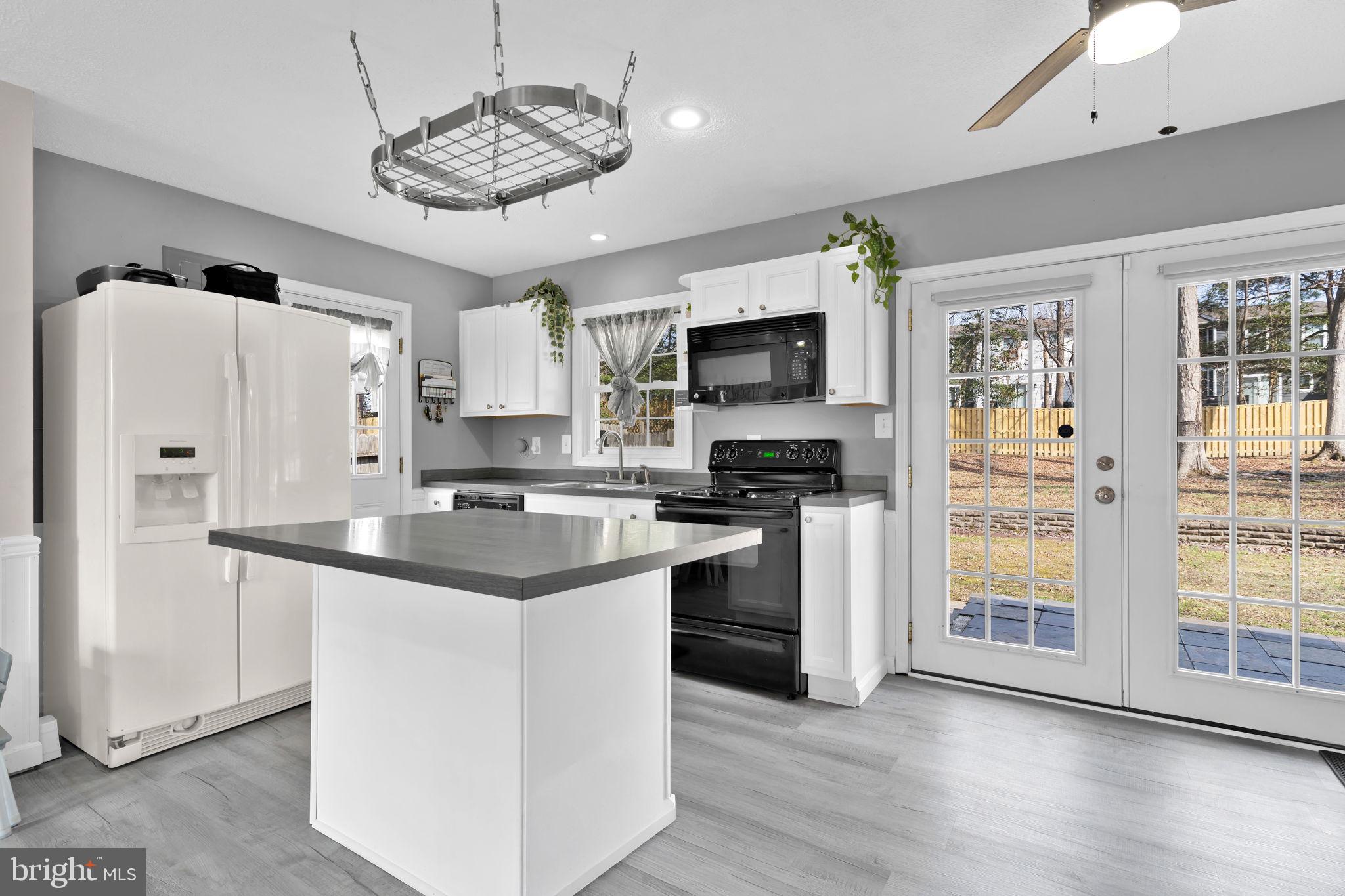 21996 Fox Ridge Road Lexington Park, MD 20653 - Photo 8 of 34