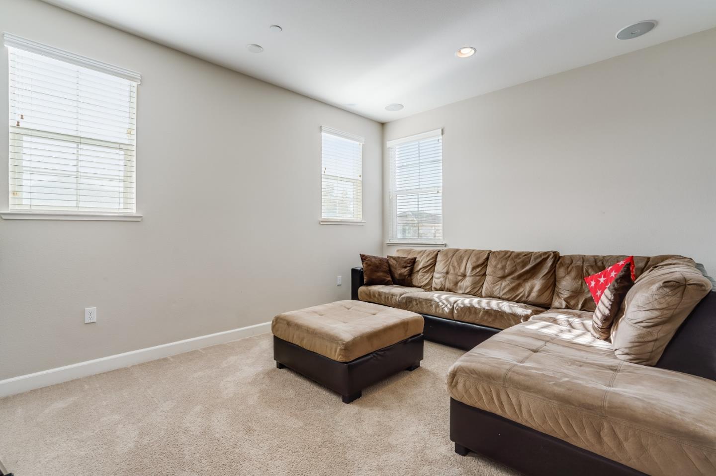 333 Calle Cerro Morgan Hill, CA 95037 - Photo 20 of 45 a living room with couches and painted walls