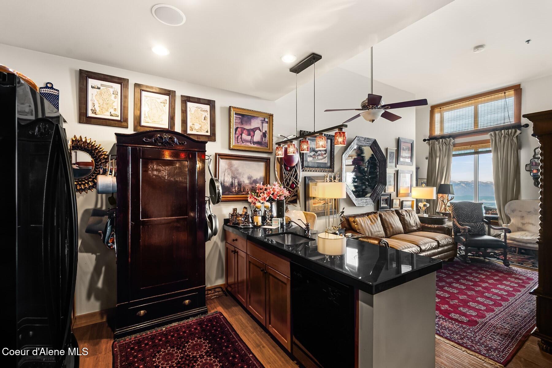 124 Village Lane, Unit 108 Sandpoint, ID 83864 - Photo 13 of 27 Kitchen