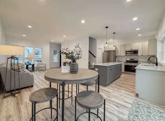 $298,500 | 102 North Mill Street, Dowagiac, MI 49047