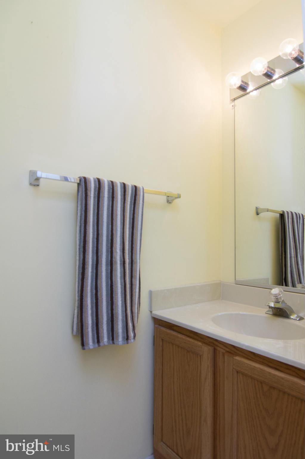 322 Kalorama Road Sykesville, MD 21784 - Photo 17 of 30 1/2 bath on main level