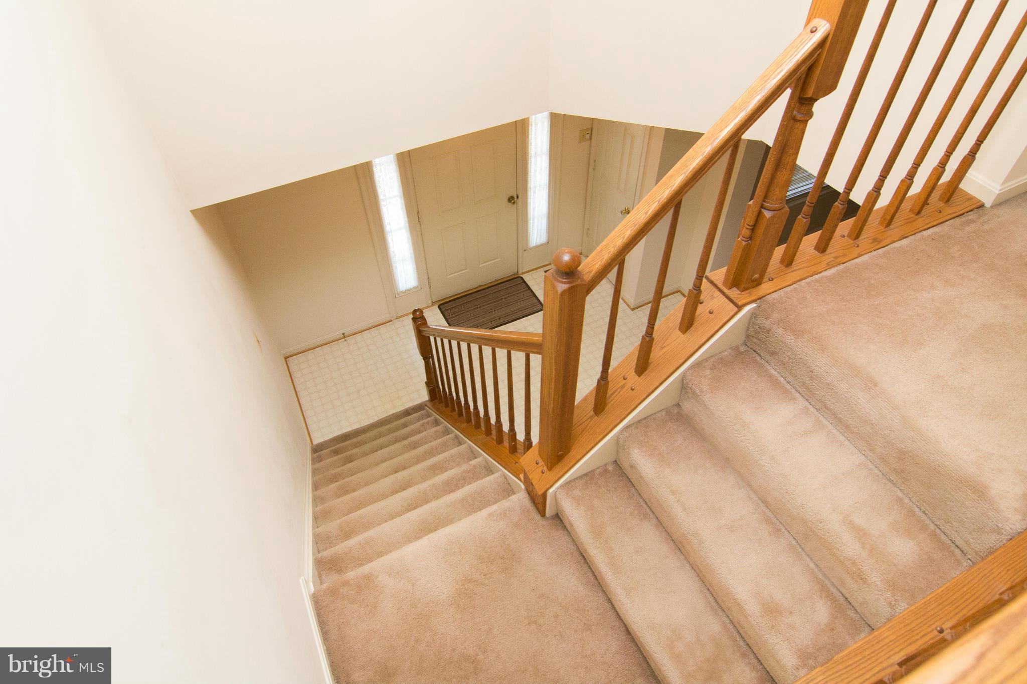 322 Kalorama Road Sykesville, MD 21784 - Photo 18 of 30 2 story foyer