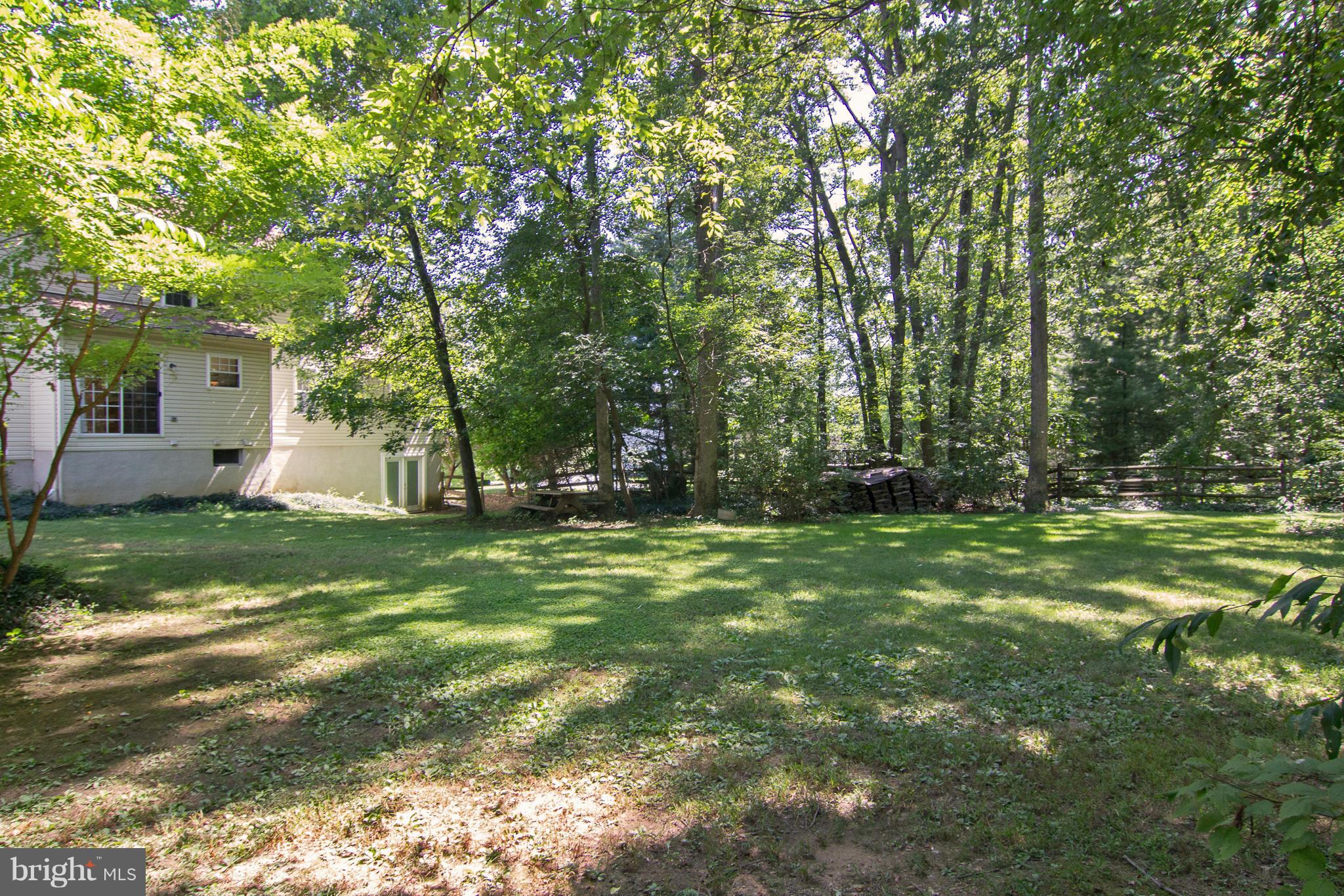322 Kalorama Road Sykesville, MD 21784 - Photo 7 of 30 Park-like setting