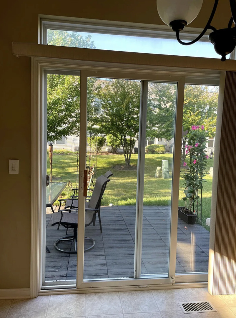 2326 Sunshine Lane Aurora, IL 60503 - Photo 9 of 27 a living room with large windows