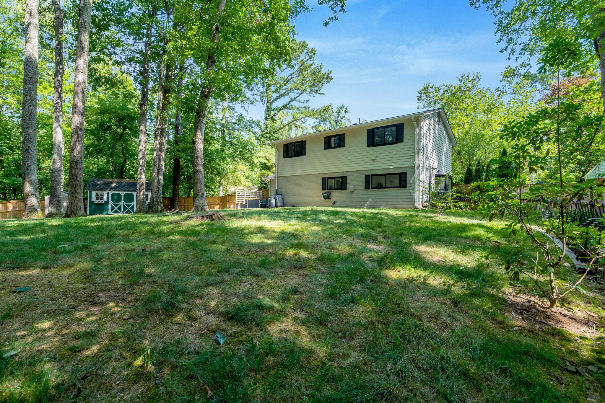 8213 Springfield Village Drive Springfield, VA 22152 - Photo 23 of 25 Privacy in large backyard!