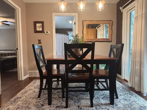 $279,000 | 39098 Monroe Road 554, Stoutsville, MO 65283