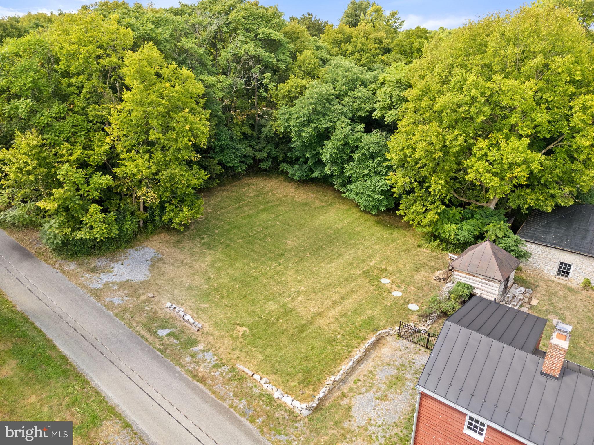 7379 Queen Street Middleway, WV 25430 - Photo 52 of 58 a view of a garden from a balcony