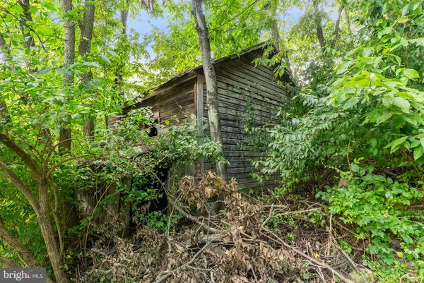 $260,000 | 7379 Queen Street, Middleway, WV 25430