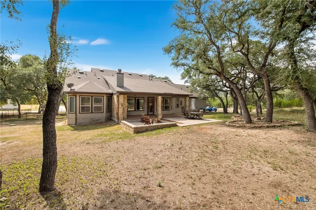 $800,000 | 663 Private Road 1712, Mico, TX 78056