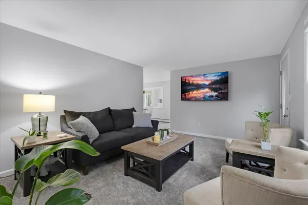 $3,000 | 27 Avery Road, Pocasset, MA 02559