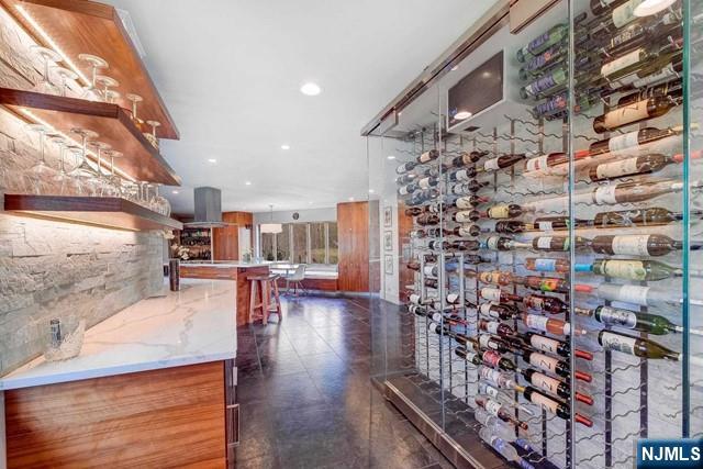 28 Rockleigh Road Rockleigh, NJ 07647 - Photo 11 of 39