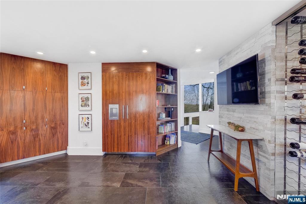 28 Rockleigh Road Rockleigh, NJ 07647 - Photo 15 of 39