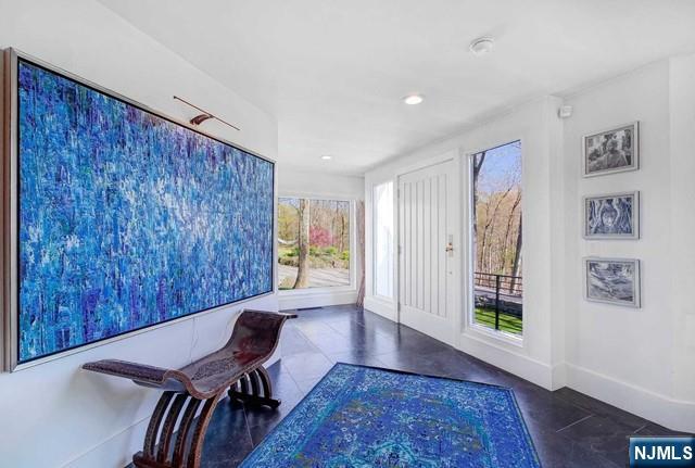 28 Rockleigh Road Rockleigh, NJ 07647 - Photo 2 of 39