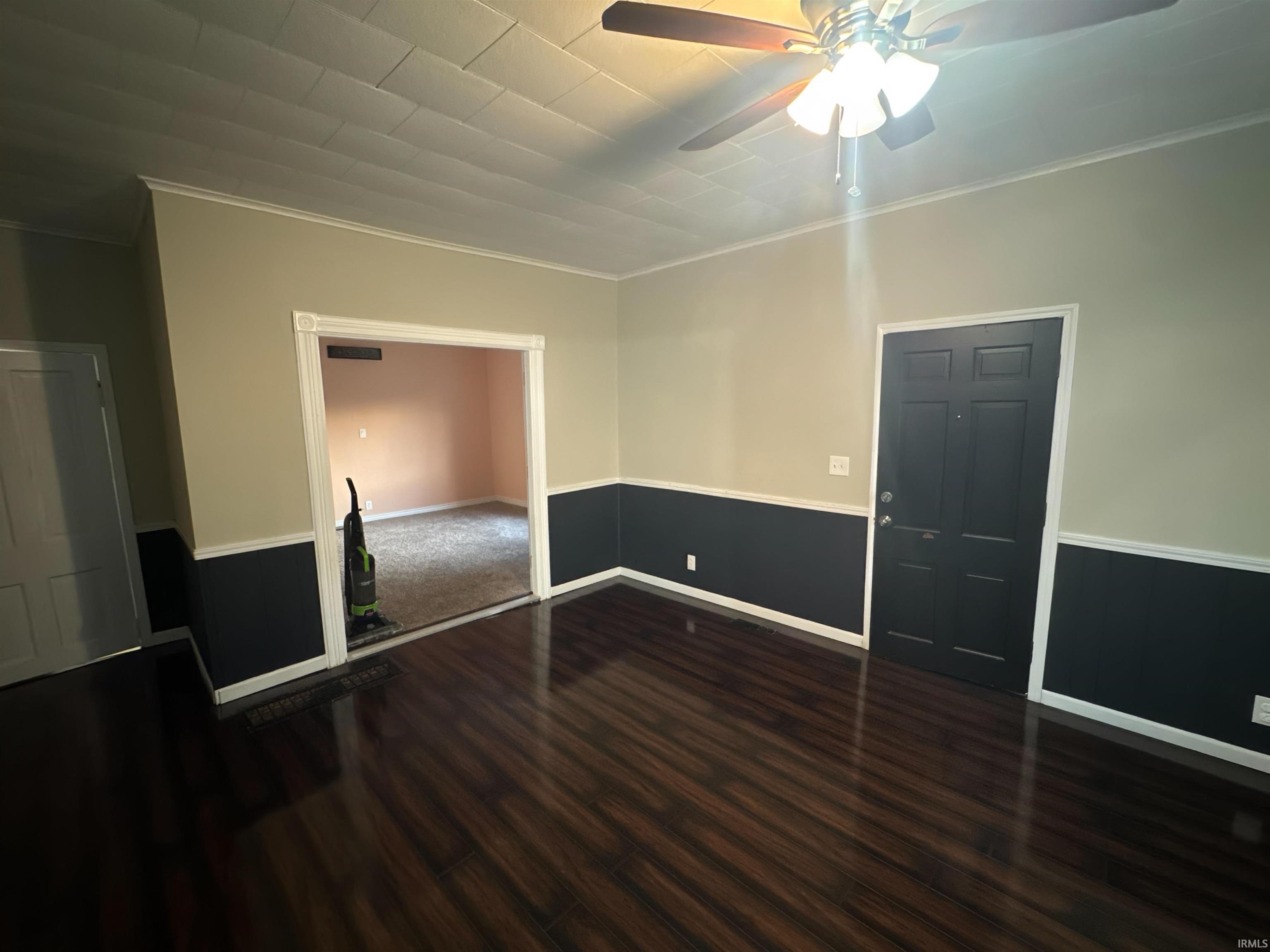 808 19th Street Logansport, IN 46947 - Photo 2 of 21