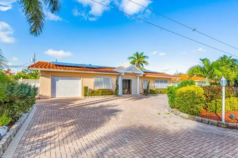 $935,000 | 451 Northeast 25th Terrace, Boca Raton, FL 33431
