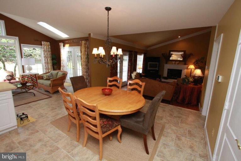 20945 Sunnyacres Road Gaithersburg, MD 20882 - Photo 8 of 30 Kitchen #3