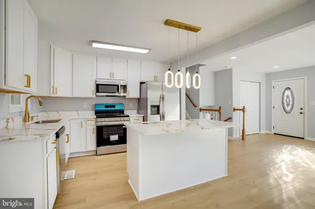 $469,900 | 7306 Gavin Street, Hyattsville, MD 20784