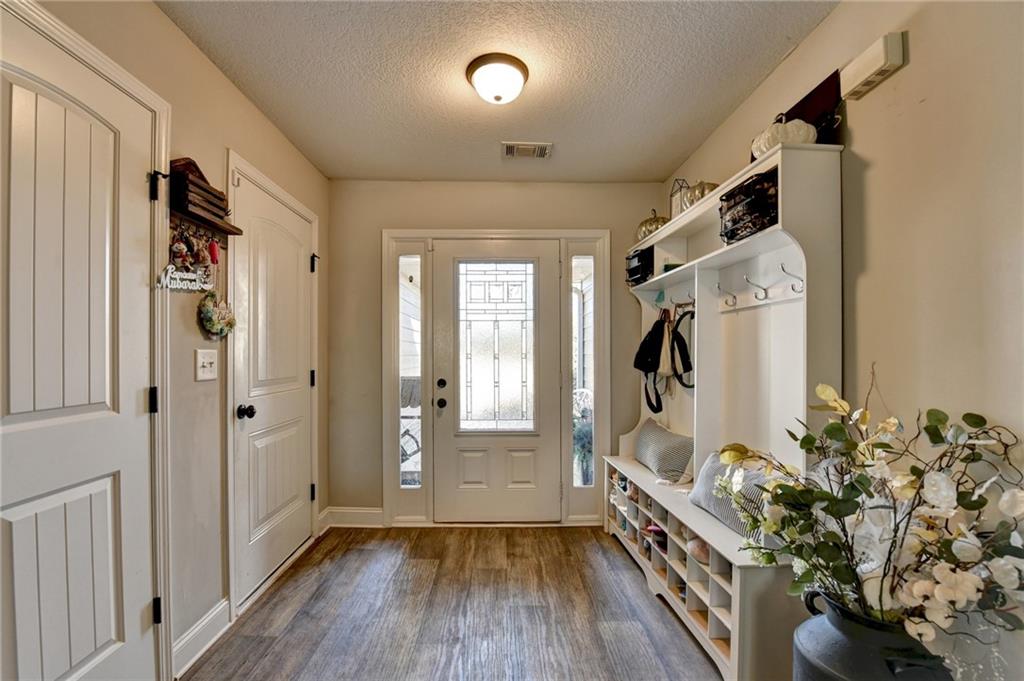 204 Lynn Road Bethlehem, GA 30620 - Photo 6 of 44