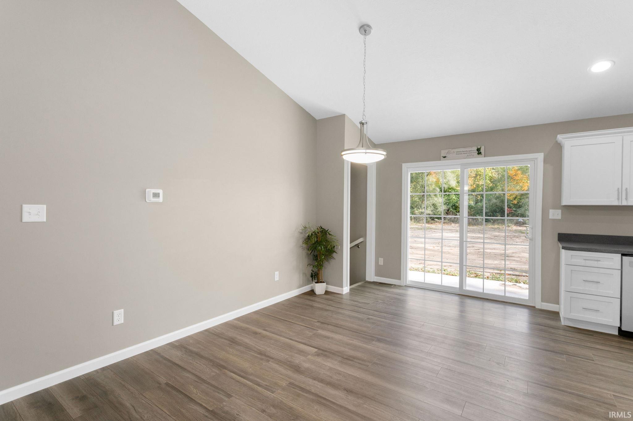 55562 Bittersweet Road Mishawaka, IN 46545 - Photo 8 of 30