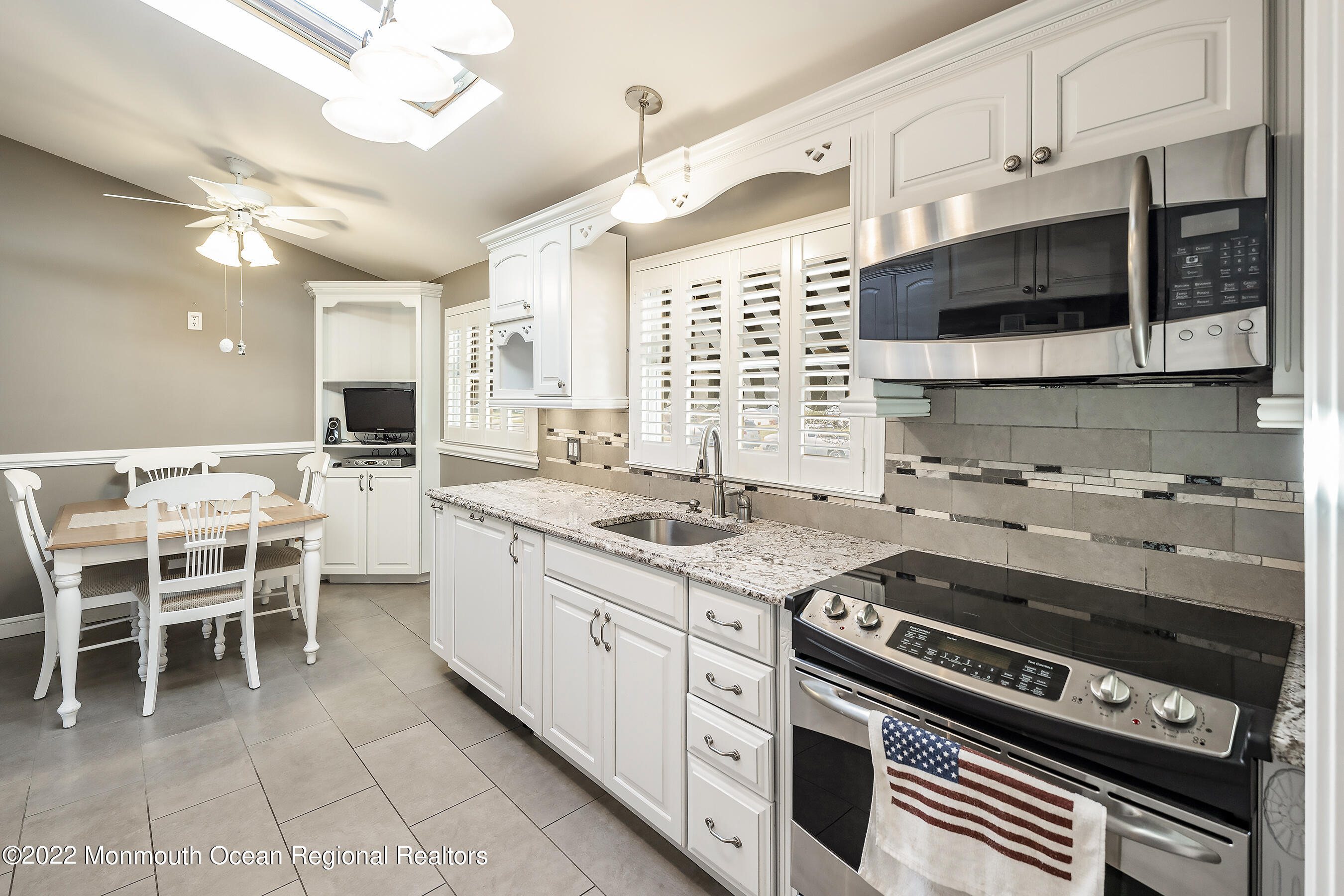 10 Cornell Drive Hazlet, NJ 07730 - Photo 4 of 23 Kitchen1a