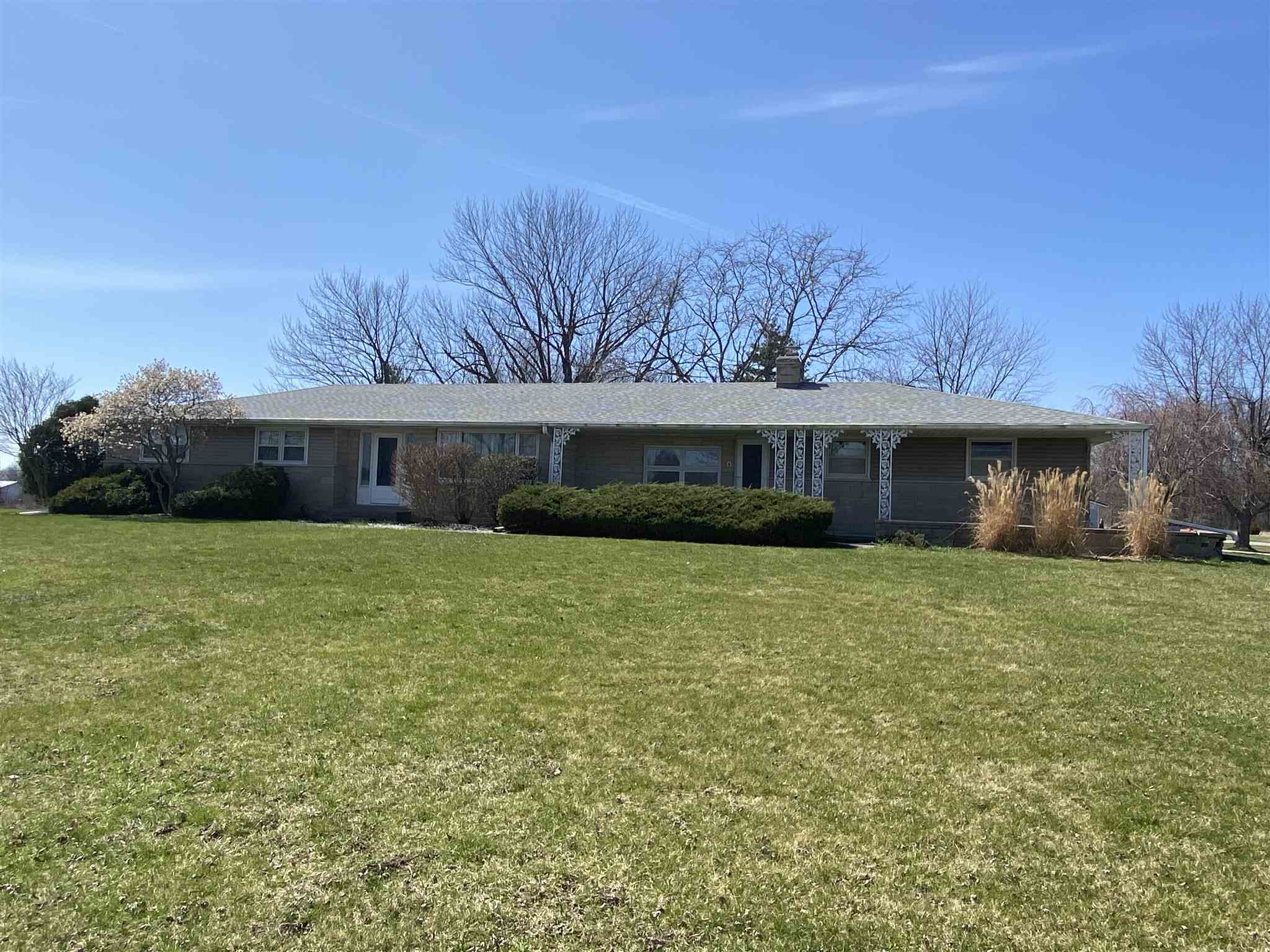 9124 Decatur Road Fort Wayne, IN 46816 - Photo 1 of 28