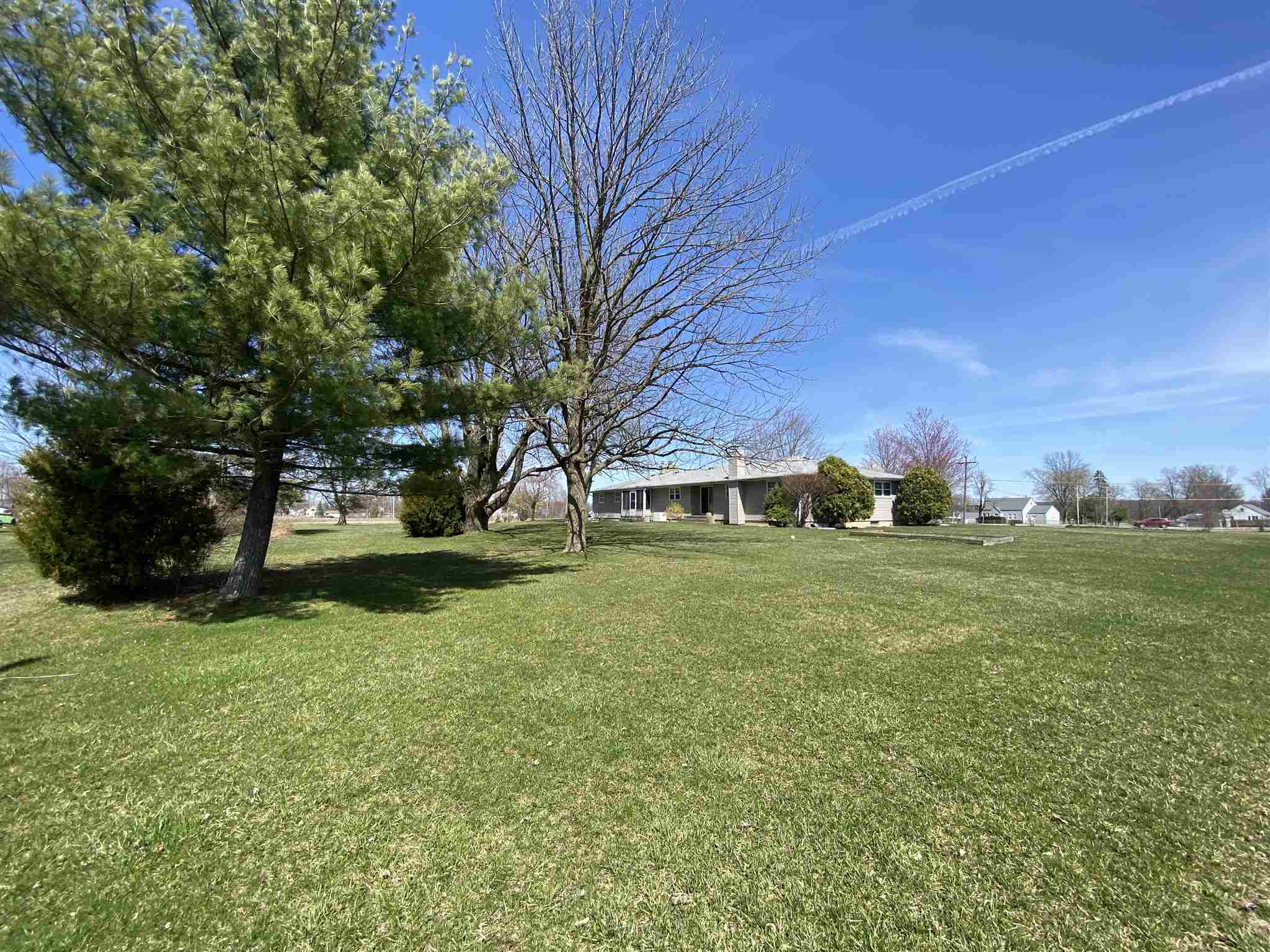 9124 Decatur Road Fort Wayne, IN 46816 - Photo 3 of 28