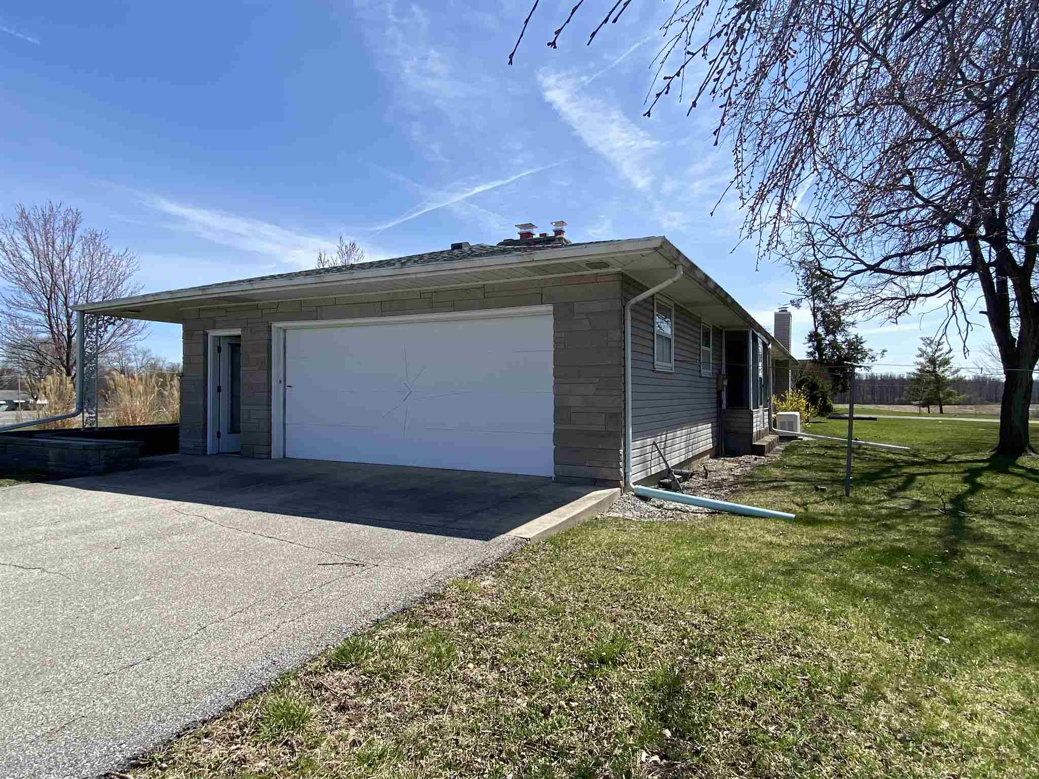 9124 Decatur Road Fort Wayne, IN 46816 - Photo 5 of 28
