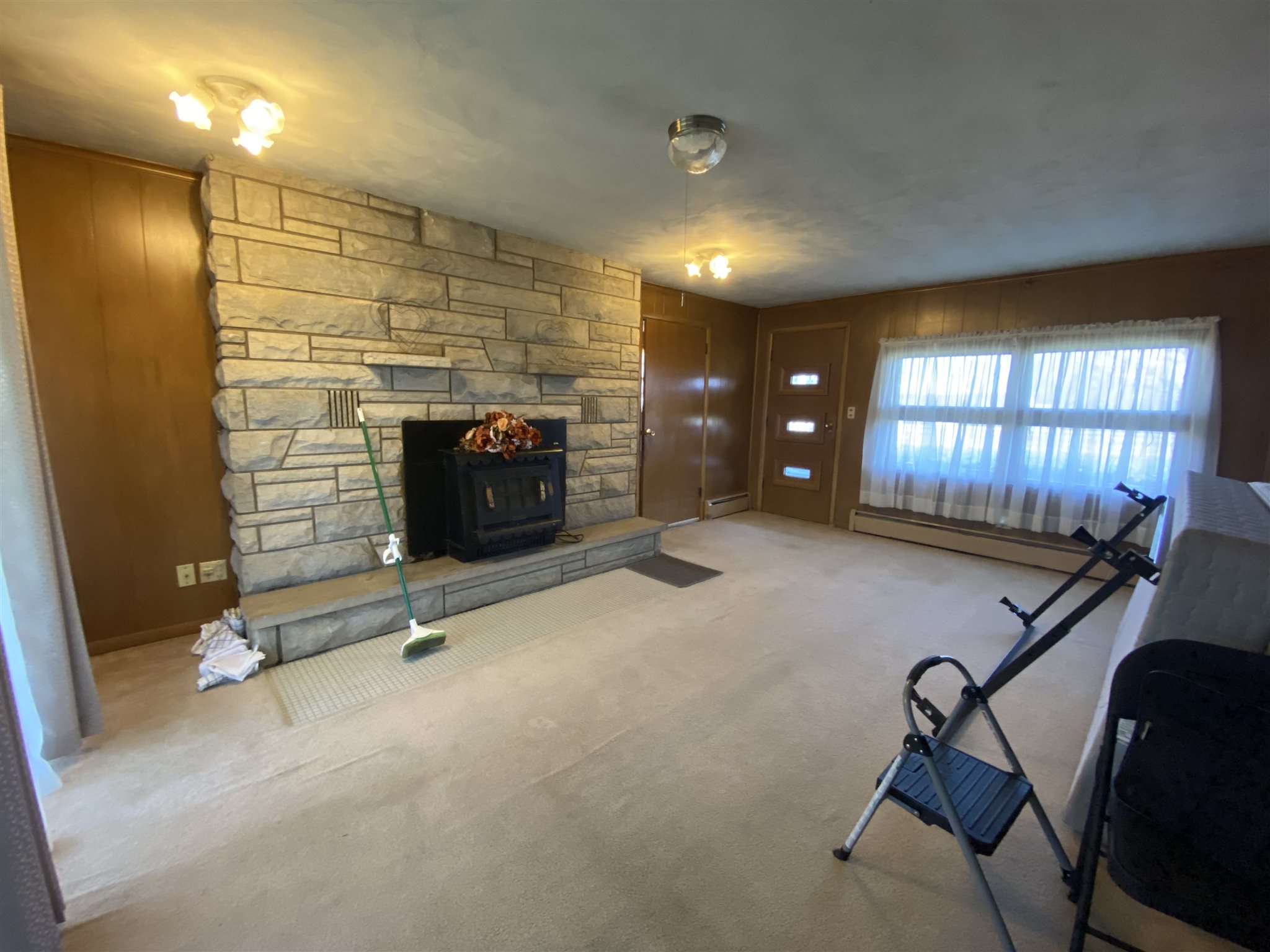 9124 Decatur Road Fort Wayne, IN 46816 - Photo 7 of 28