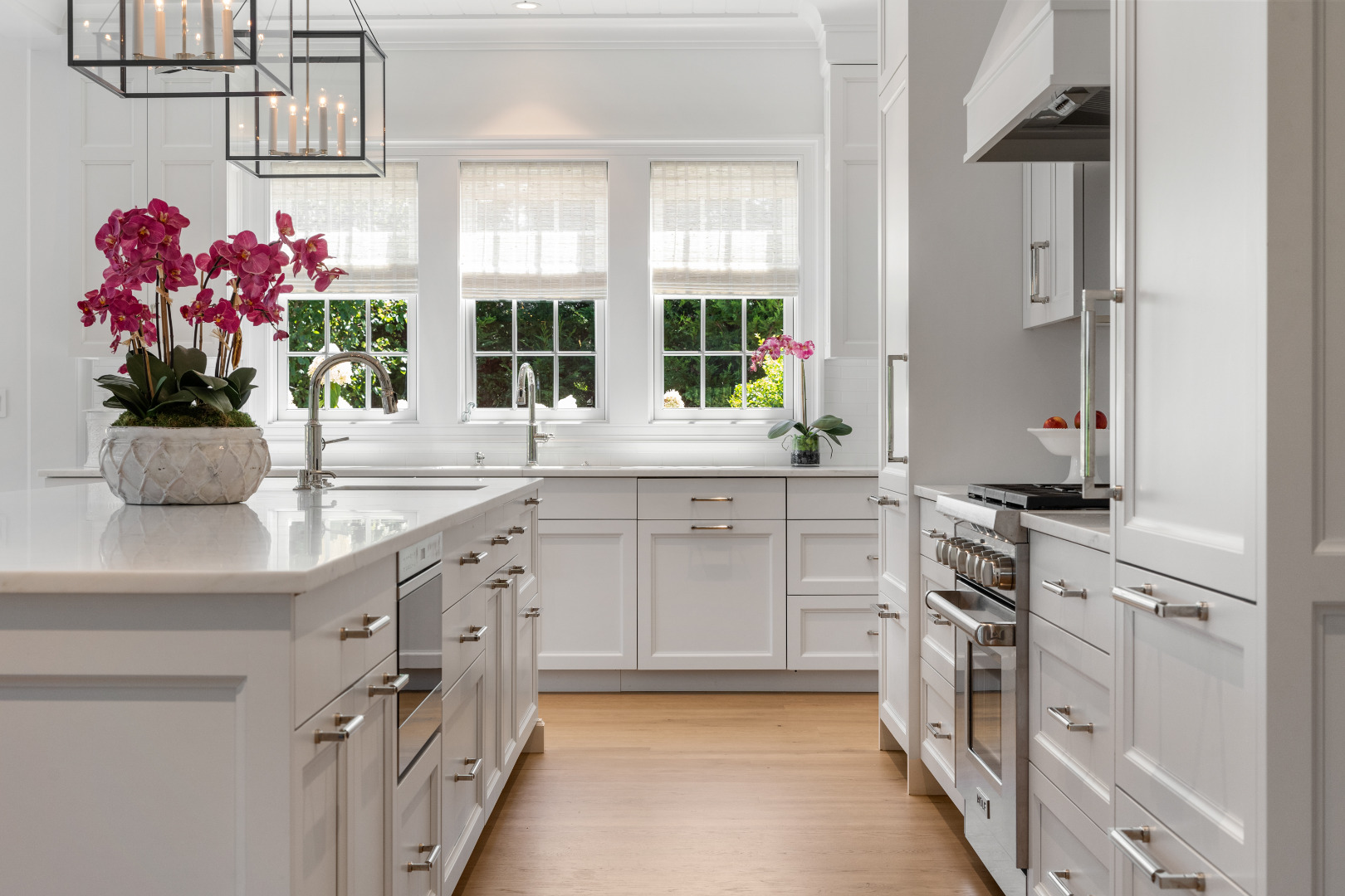 35 Burnell Street Nantucket, MA 02554 - Photo 9 of 48