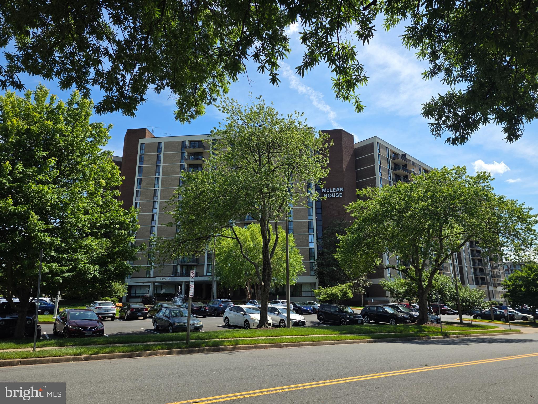 6800 Fleetwood Road, Unit 601 McLean, VA 22101 - Photo 2 of 52
