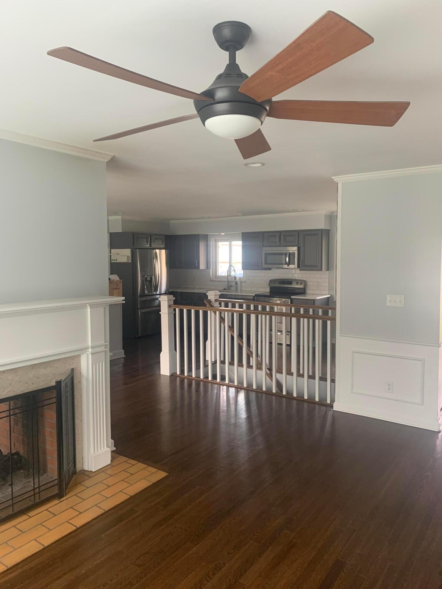 2839 North Star Road Columbus, OH 43221 - Photo 17 of 29 610305E7-EAD0-4A4F-9C17-B43F11EBC064