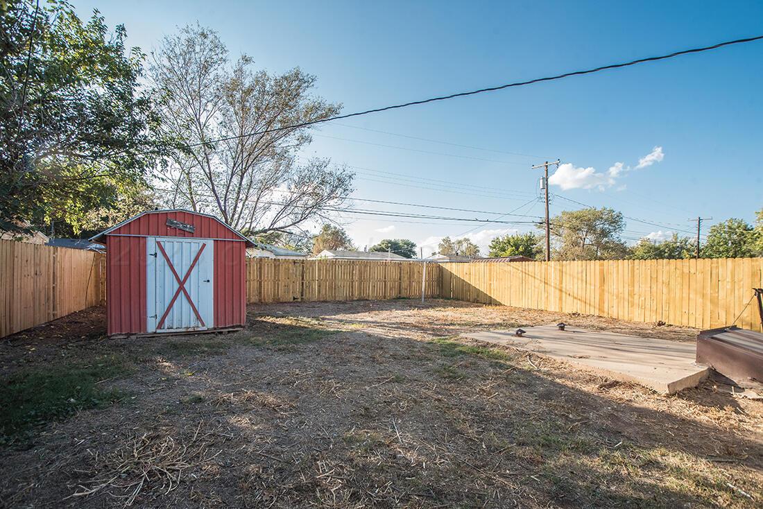 4008 Gables Street Amarillo, TX 79110 - Photo 13 of 15 a view of a backyard