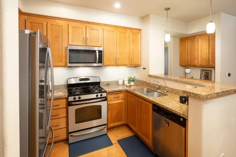 $1,298,000 | 4388 El Camino Real, Unit 130, Los Altos, CA 94022