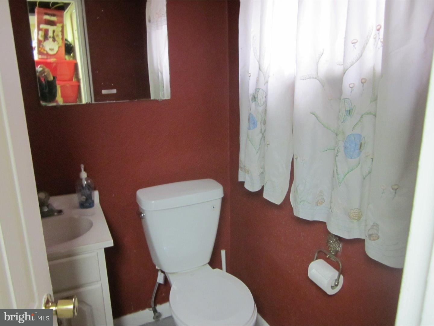 581 Bob White Road Wayne, PA 19087 - Photo 6 of 6 Half Bath