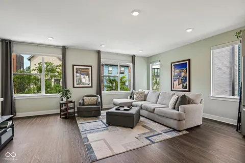 $489,900 | 1829 Livery Way, Indianapolis, IN 46202