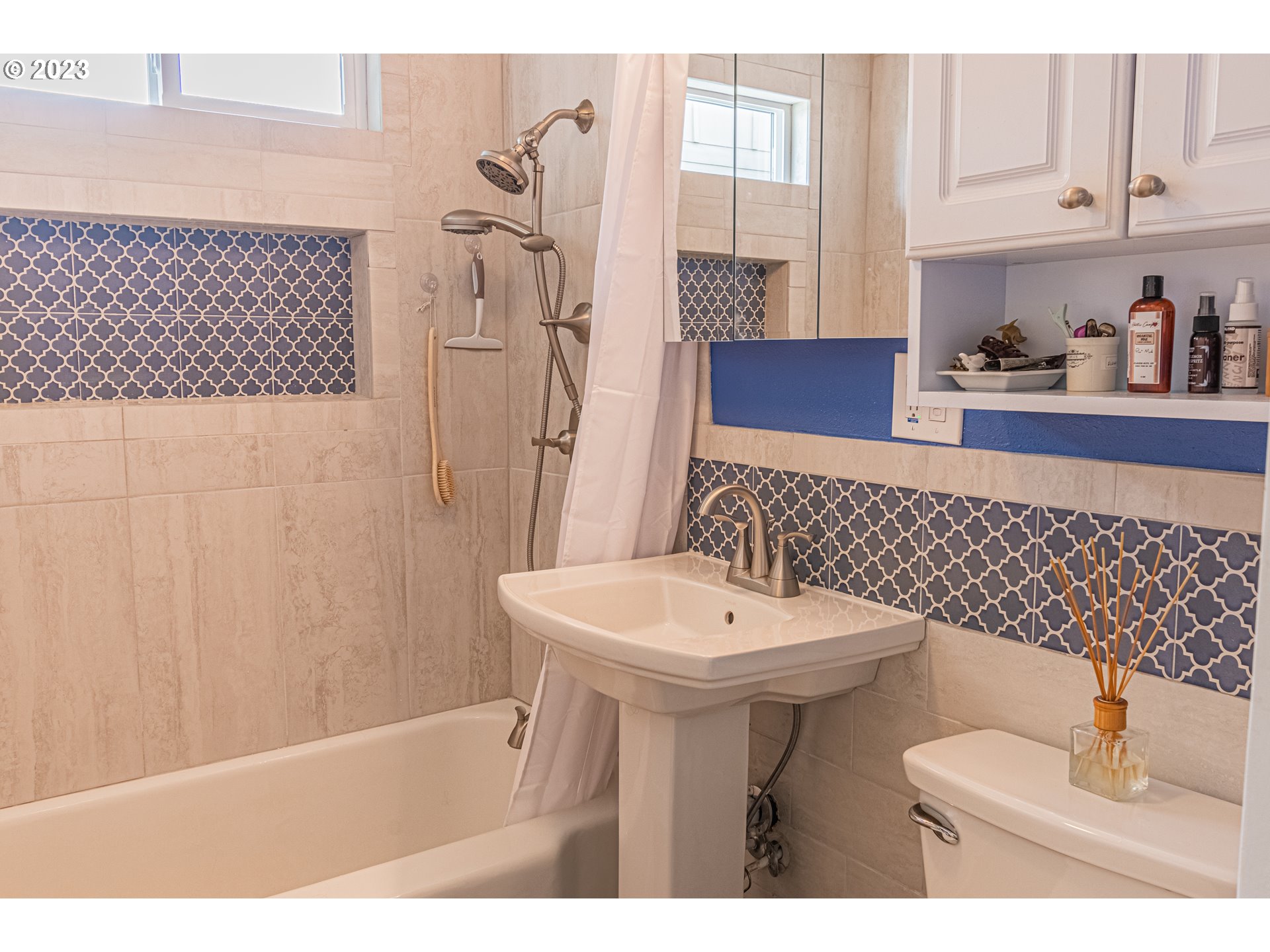 35160 Rueppel Avenue Pacific City, OR 97135 - Photo 19 of 26 a bathroom with a sink and a mirror